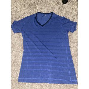 Lululemon Men's Blue Strip  V-Neck Short Sleeve Pullover T-Shirt Large